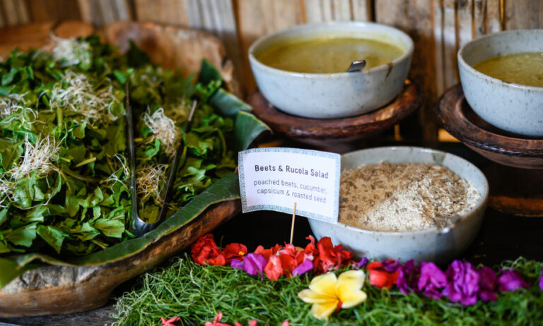 TheYogaBarn-GardenKafe-buffet-1-768x462